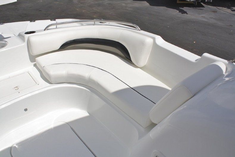 Thumbnail 37 for New 2014 Hurricane SunDeck Sport SS 188 OB boat for sale in West Palm Beach, FL