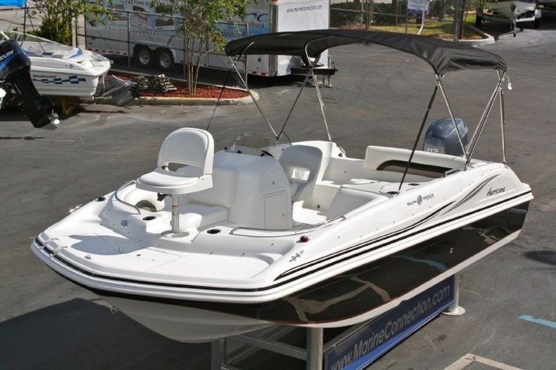 Thumbnail 50 for New 2014 Hurricane SunDeck Sport SS 188 OB boat for sale in West Palm Beach, FL