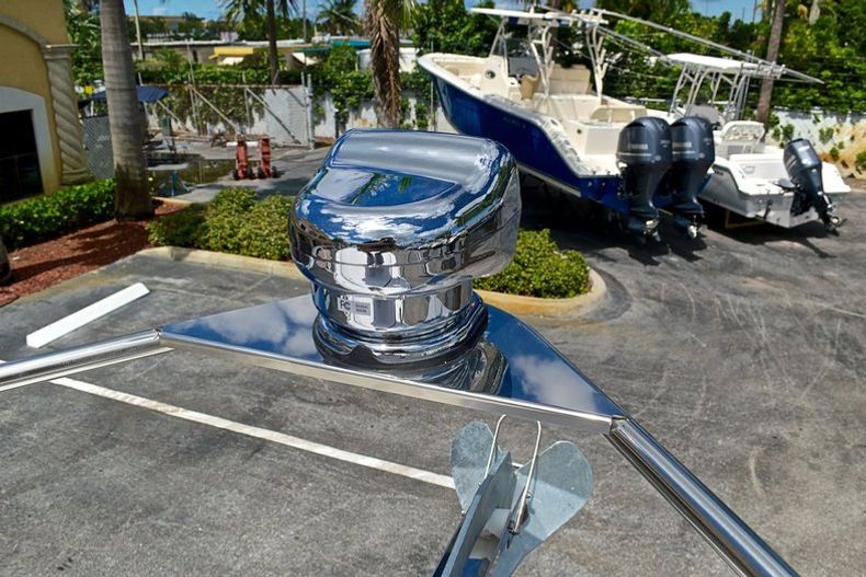 Thumbnail 99 for New 2014 Rinker 260 EC Express Cruiser boat for sale in West Palm Beach, FL