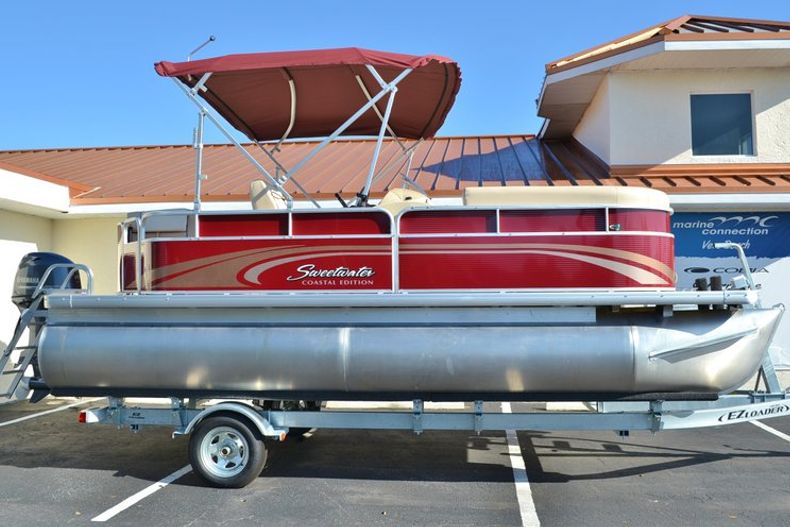 New 2014 Sweetwater 2086 Cruise 3 Gate boat for sale in Vero Beach, FL