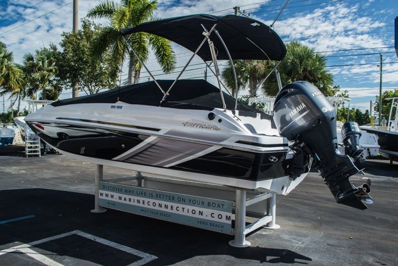 Thumbnail 10 for New 2016 Hurricane SunDeck Sport SS 188 OB boat for sale in West Palm Beach, FL