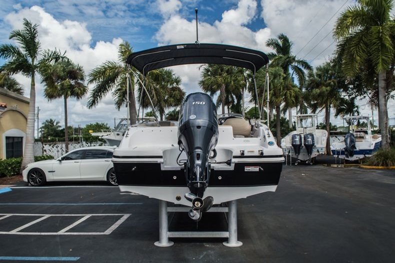 Thumbnail 11 for New 2016 Hurricane SunDeck Sport SS 188 OB boat for sale in West Palm Beach, FL