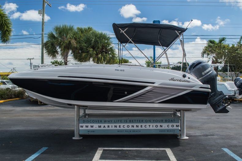 Thumbnail 7 for New 2016 Hurricane SunDeck Sport SS 188 OB boat for sale in West Palm Beach, FL