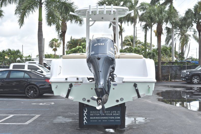 Thumbnail 6 for New 2018 Sportsman Heritage 231 Center Console boat for sale in Miami, FL