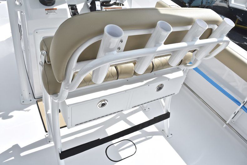 Thumbnail 18 for New 2018 Sportsman Heritage 231 Center Console boat for sale in Miami, FL
