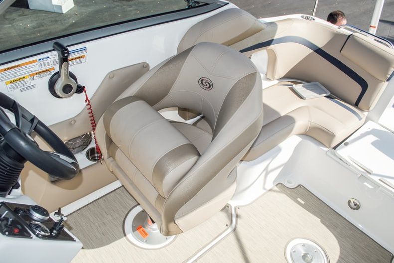 Thumbnail 45 for New 2015 Hurricane SunDeck SD 2486 OB boat for sale in West Palm Beach, FL