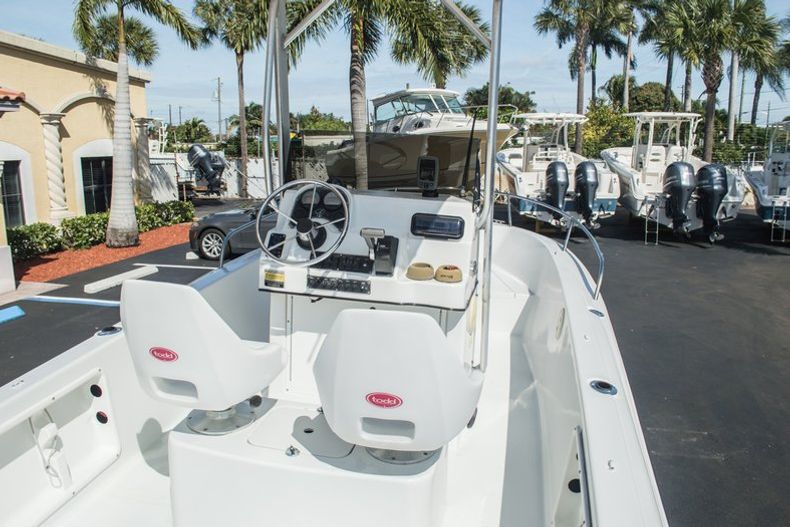 Thumbnail 11 for Used 2001 Sailfish 198 Center Console boat for sale in West Palm Beach, FL