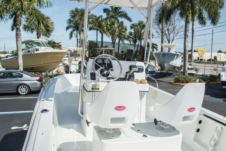 Thumbnail 12 for Used 2001 Sailfish 198 Center Console boat for sale in West Palm Beach, FL