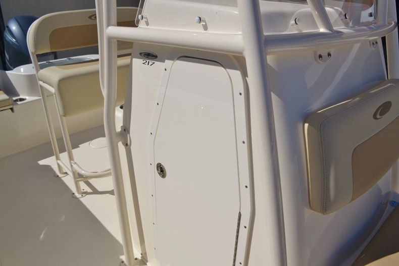 Thumbnail 16 for New 2016 Cobia 217 Center Console boat for sale in Vero Beach, FL