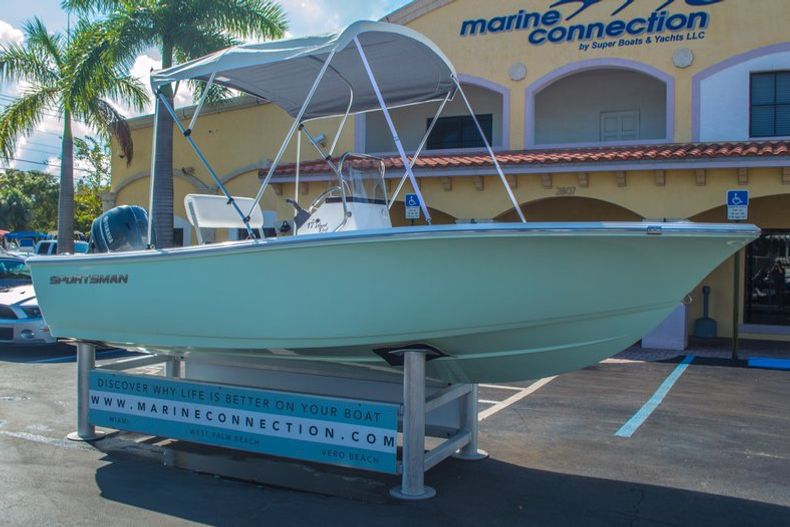 Thumbnail 1 for New 2016 Sportsman 17 Island Reef boat for sale in West Palm Beach, FL