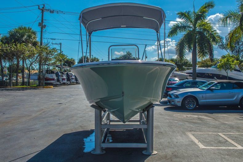 Thumbnail 2 for New 2016 Sportsman 17 Island Reef boat for sale in West Palm Beach, FL