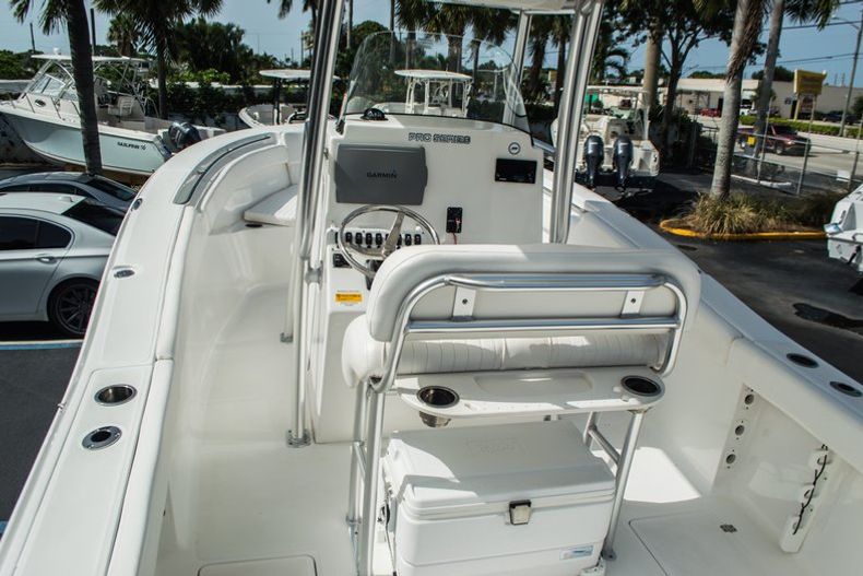 Thumbnail 7 for Used 2012 Sea Fox 256 Center Console boat for sale in West Palm Beach, FL