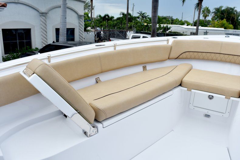 Thumbnail 76 for New 2019 Sportsman Open 282 Center Console boat for sale in West Palm Beach, FL