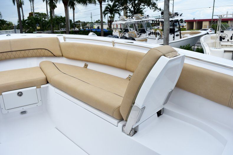 Thumbnail 74 for New 2019 Sportsman Open 282 Center Console boat for sale in West Palm Beach, FL