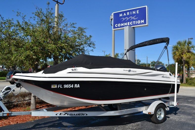 Thumbnail 19 for Used 2015 Hurricane 188 SunDeck Sport OB boat for sale in Vero Beach, FL