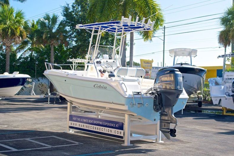 Thumbnail 5 for Used 2004 Cobia 194 Center Console boat for sale in West Palm Beach, FL
