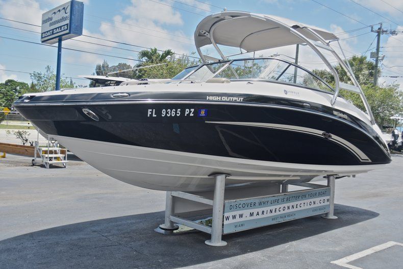 Thumbnail 4 for Used 2010 Yamaha 242 Limited S boat for sale in West Palm Beach, FL
