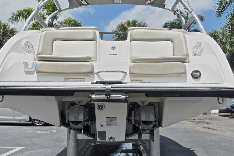 Thumbnail 9 for Used 2010 Yamaha 242 Limited S boat for sale in West Palm Beach, FL