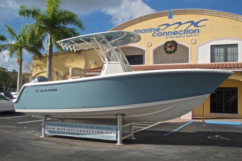 Thumbnail 1 for New 2017 Sailfish 236 CC Center Conosle boat for sale in West Palm Beach, FL