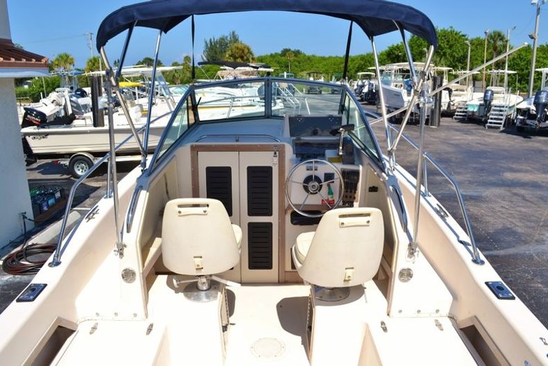 Thumbnail 9 for Used 1994 Grady-White 208 boat for sale in Vero Beach, FL