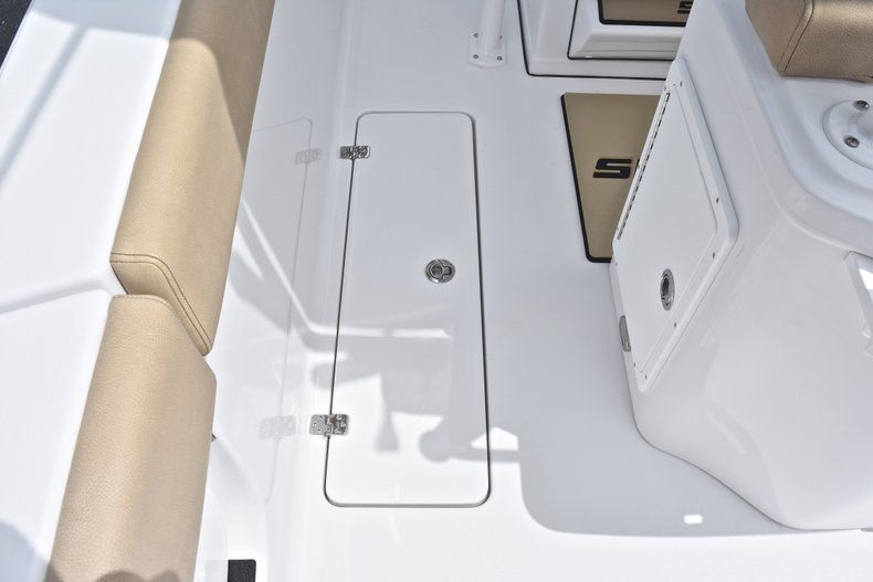 Thumbnail 21 for New 2019 Sportsman Open 252 Center Console boat for sale in West Palm Beach, FL