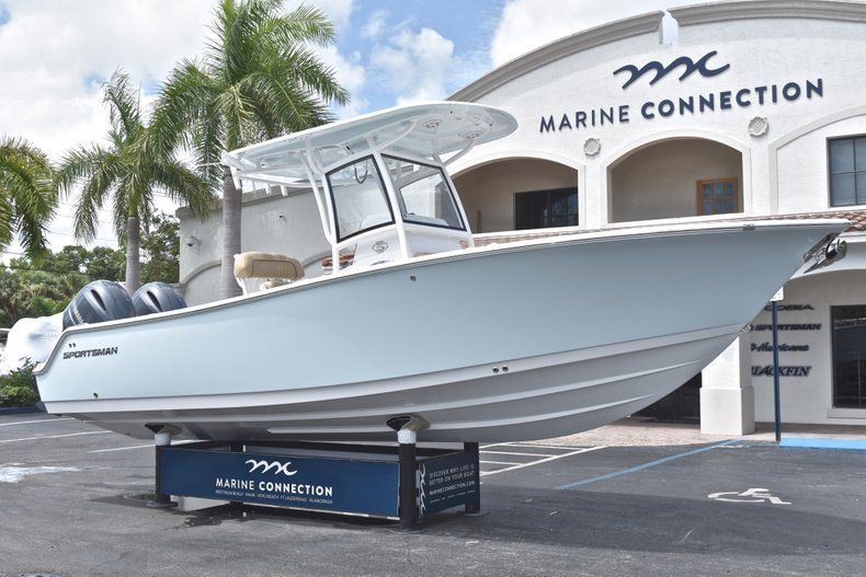 Thumbnail 1 for New 2019 Sportsman Open 252 Center Console boat for sale in West Palm Beach, FL