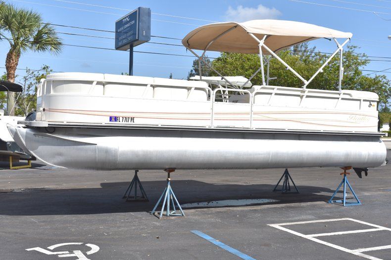 Thumbnail 3 for Used 2011 Bentley 240 Cruise boat for sale in West Palm Beach, FL