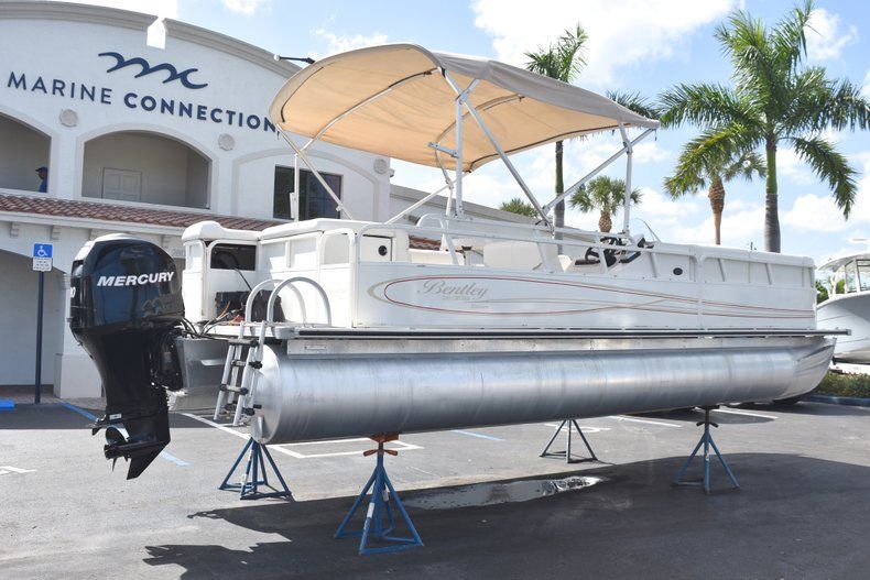 Thumbnail 7 for Used 2011 Bentley 240 Cruise boat for sale in West Palm Beach, FL