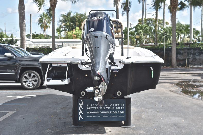 Thumbnail 6 for New 2019 Sportsman Tournament 214 Bay Boat boat for sale in West Palm Beach, FL