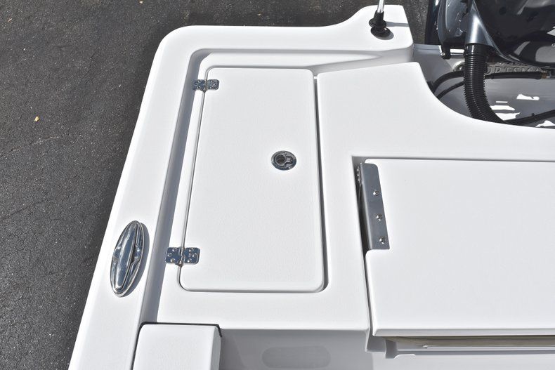 Thumbnail 11 for New 2019 Sportsman Tournament 214 Bay Boat boat for sale in West Palm Beach, FL