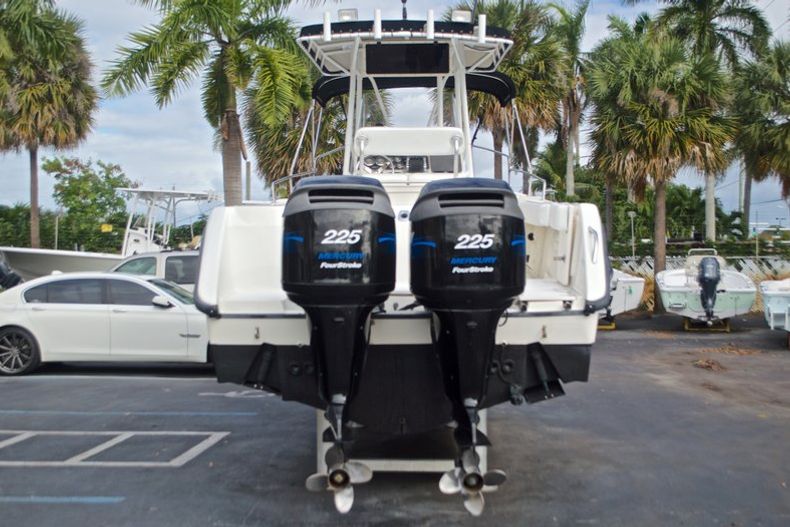 Thumbnail 6 for Used 1999 Boston Whaler 260 Outrage Center Console boat for sale in West Palm Beach, FL