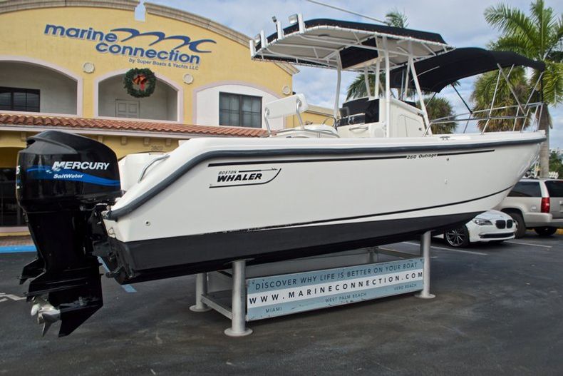 Thumbnail 7 for Used 1999 Boston Whaler 260 Outrage Center Console boat for sale in West Palm Beach, FL