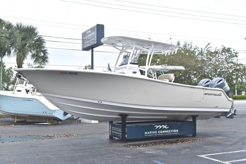 Thumbnail 4 for Used 2017 Sportsman Open 252 Center Console boat for sale in West Palm Beach, FL