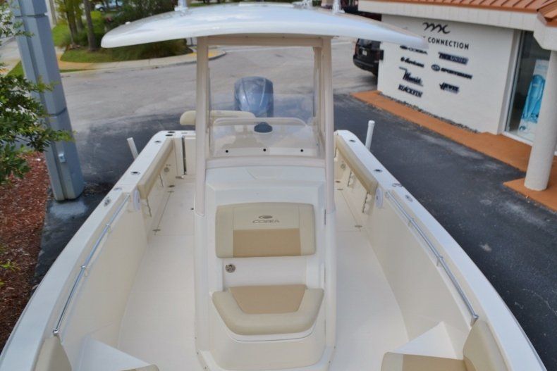 Thumbnail 19 for New 2018 Cobia 240 CC Center Console boat for sale in Fort Lauderdale, FL
