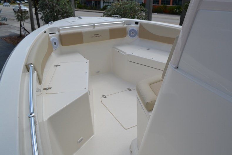 Thumbnail 15 for New 2018 Cobia 240 CC Center Console boat for sale in Fort Lauderdale, FL