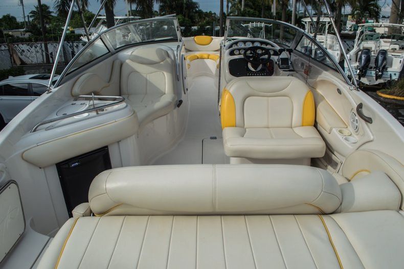 Thumbnail 10 for Used 2002 Monterey 2985 Bowrider boat for sale in West Palm Beach, FL
