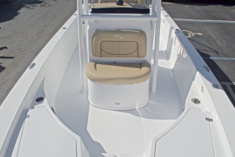 Thumbnail 42 for New 2017 Sportsman Masters 247 Bay Boat boat for sale in West Palm Beach, FL