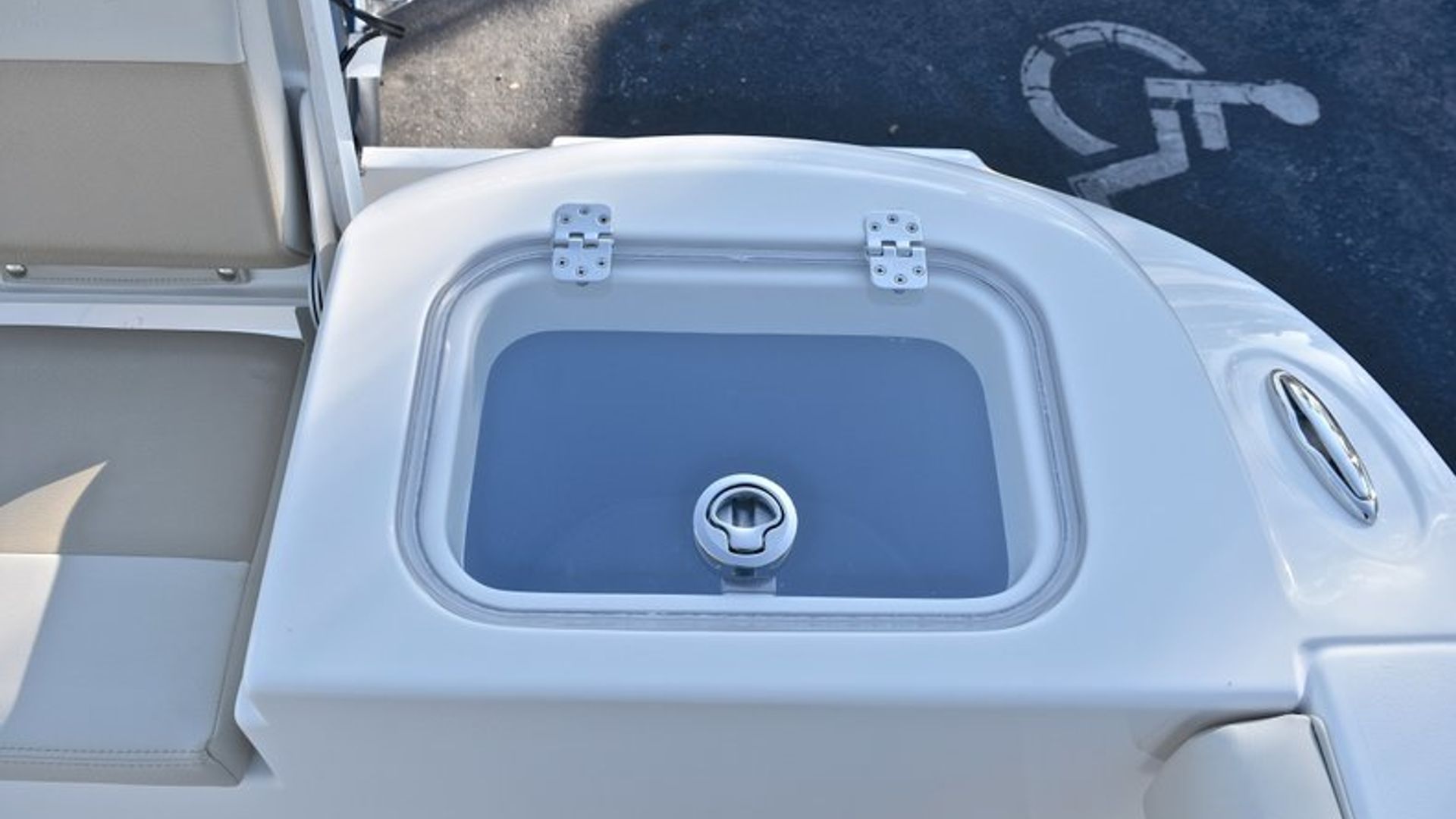 New 2018 Cobia 220 Center Console #X075 image 10