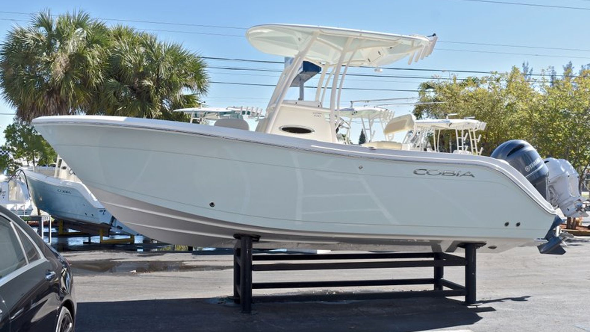 New 2018 Cobia 220 Center Console #X075 image 4