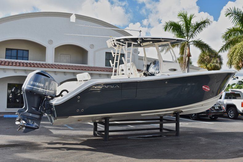 Thumbnail 7 for New 2018 Cobia 301 CC Center Console boat for sale in Vero Beach, FL