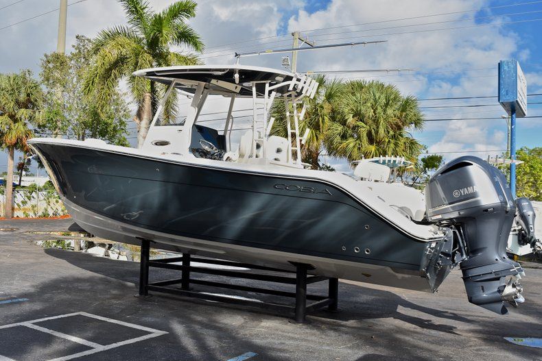 Thumbnail 5 for New 2018 Cobia 301 CC Center Console boat for sale in Vero Beach, FL