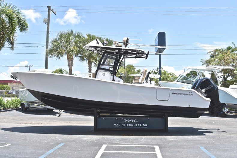 Thumbnail 6 for New 2019 Sportsman Open 282 TE Center Console boat for sale in West Palm Beach, FL