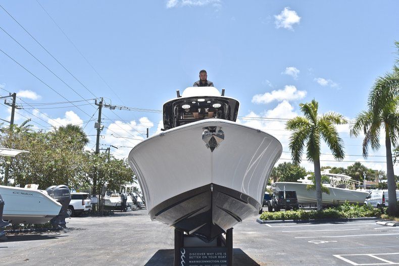 Thumbnail 12 for New 2019 Sportsman Open 282 TE Center Console boat for sale in West Palm Beach, FL