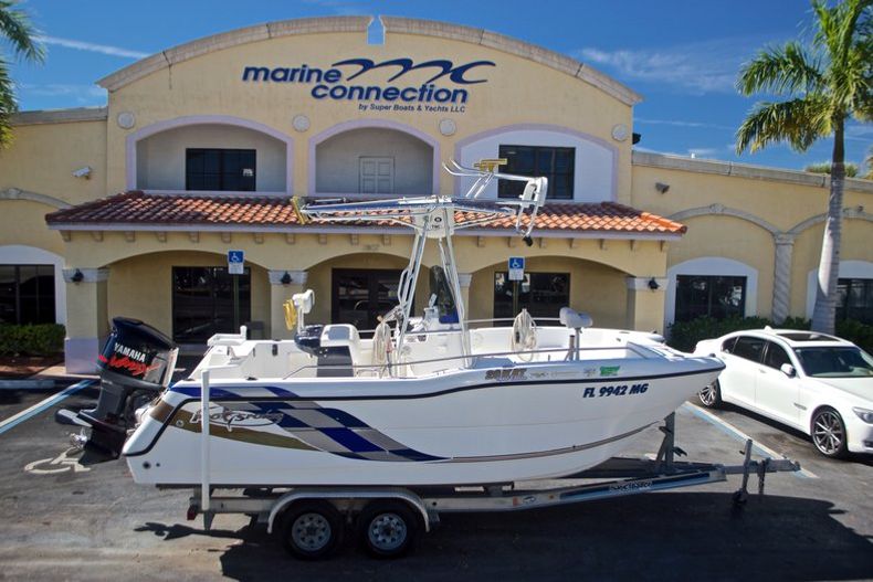 Used 2003 Pro Kat 2000 boat for sale in West Palm Beach, FL