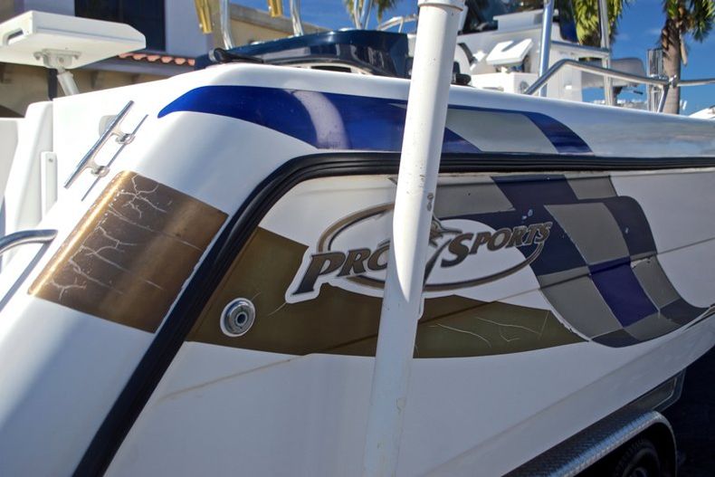 Thumbnail 10 for Used 2003 Pro Kat 2000 boat for sale in West Palm Beach, FL