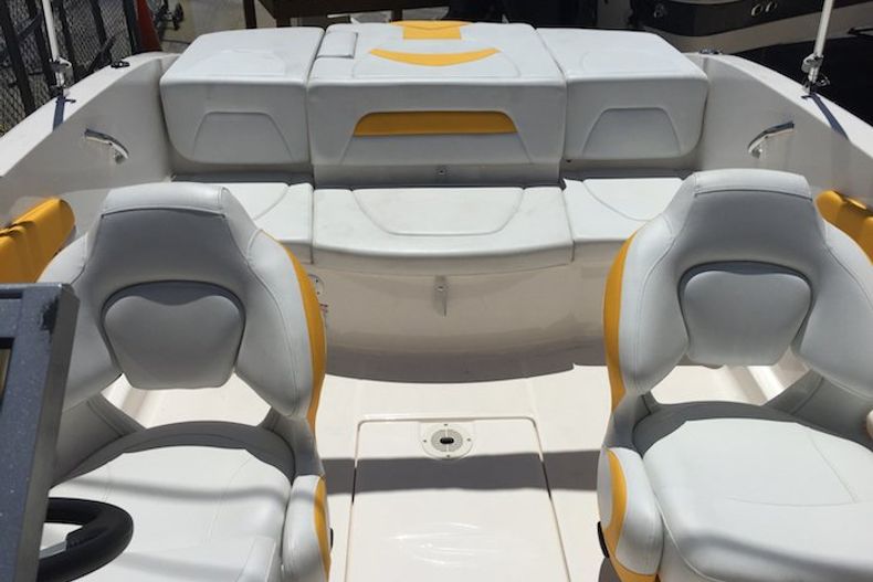 Thumbnail 8 for Used 2014 Chaparral 19 H2O SPORT boat for sale in Miami, FL