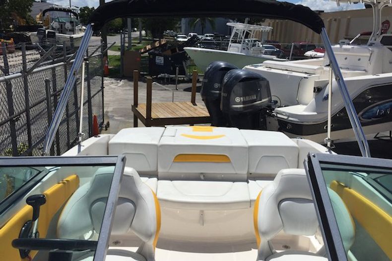Thumbnail 19 for Used 2014 Chaparral 19 H2O SPORT boat for sale in Miami, FL