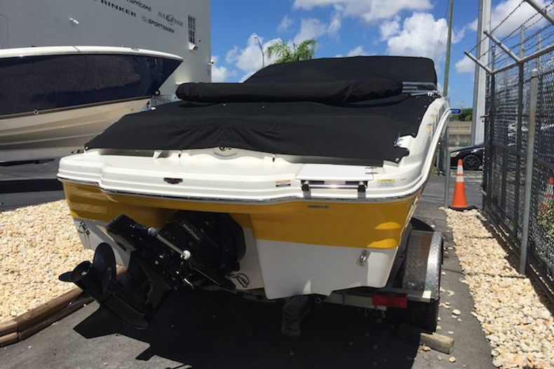 Thumbnail 24 for Used 2014 Chaparral 19 H2O SPORT boat for sale in Miami, FL