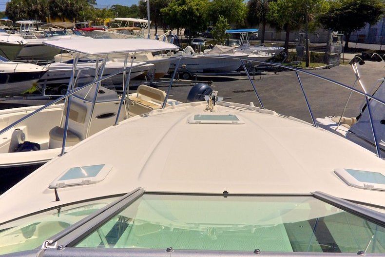Thumbnail 9 for Used 2011 Bayliner 285 Cruiser boat for sale in West Palm Beach, FL