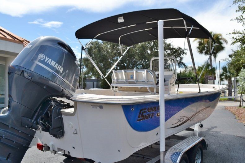 Thumbnail 5 for New 2019 Carolina Skiff 218DLV boat for sale in Vero Beach, FL